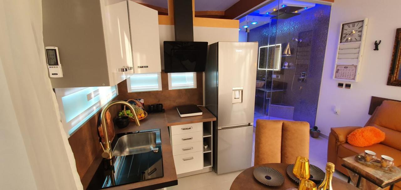Yela Apartment ซาดาร์ ภายนอก รูปภาพ
