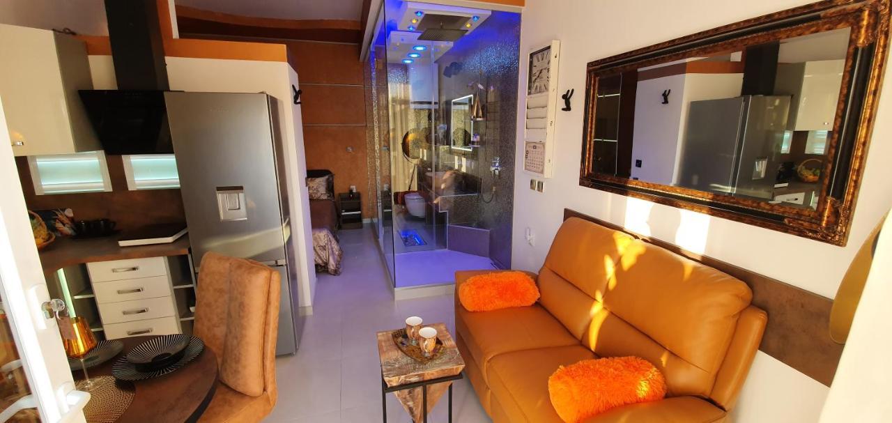 Yela Apartment ซาดาร์ ภายนอก รูปภาพ