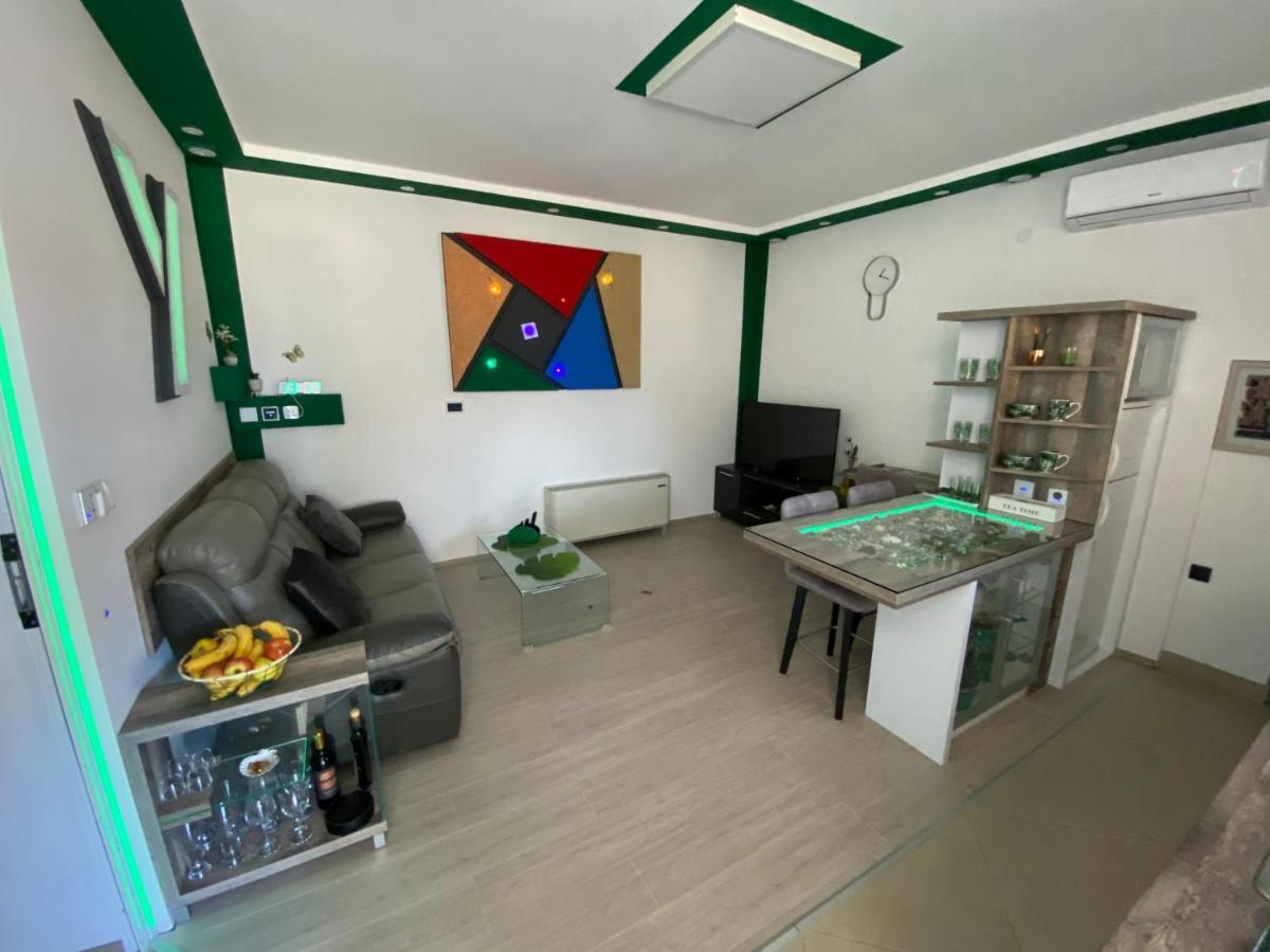 Yela Apartment ซาดาร์ ภายนอก รูปภาพ